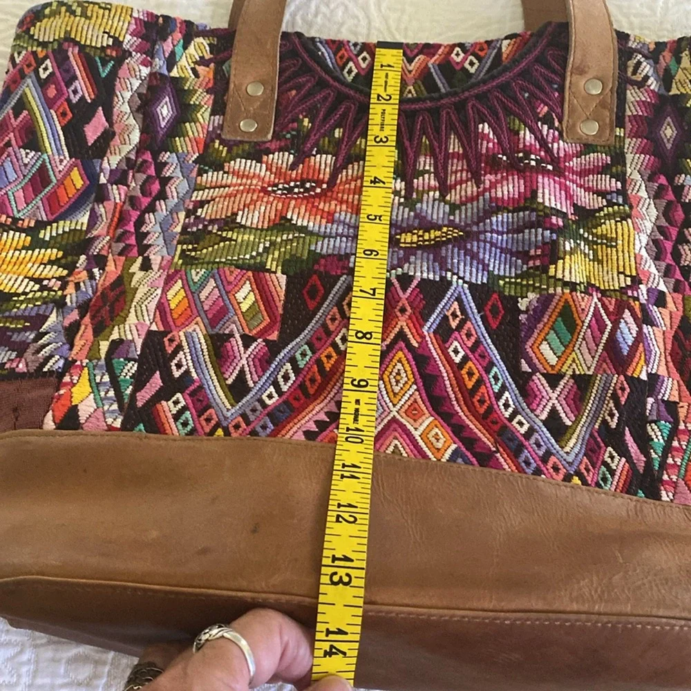 Nena & Co Rare Tote - Picture 2 of 9